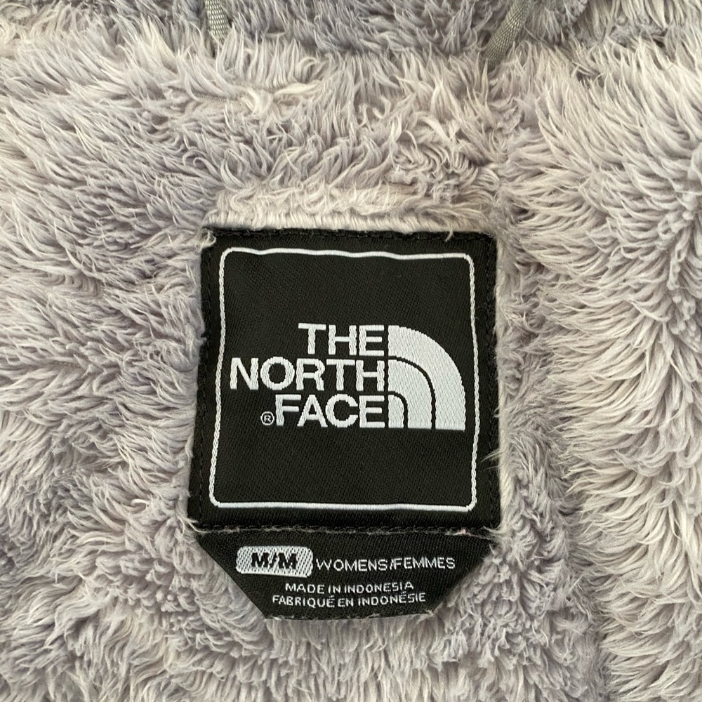 The North Face Women's White & Light Gray Ski Jacket with Removable Hood - Picture 16 of 16